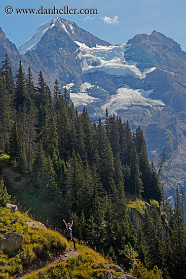 victoria-n-glacier-mtn-2.jpg