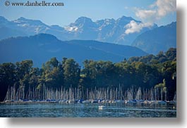 images/Europe/Switzerland/Lucerne/LakeLucerne/boats-n-mtns-01.jpg
