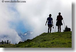 images/Europe/Switzerland/Lucerne/MtRigi/hiking-uphill-in-fog-05.jpg