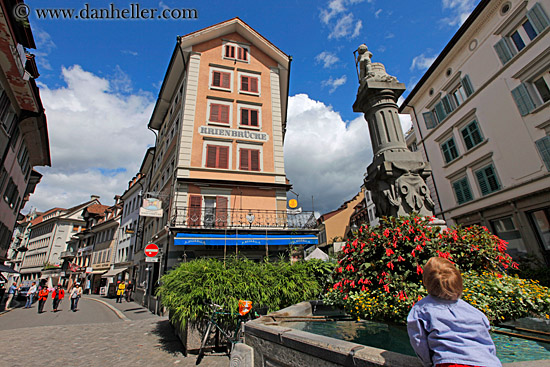 fountain-n-flowers-n-bldg-n-child-01.jpg