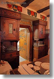 images/Europe/Switzerland/Lucerne/WildenMannHotel/bar-door.jpg