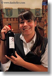 images/Europe/Switzerland/Lucerne/WildenMannHotel/waitress-n-wine-02.jpg