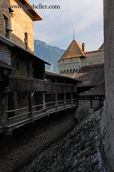 castle-interior.jpg