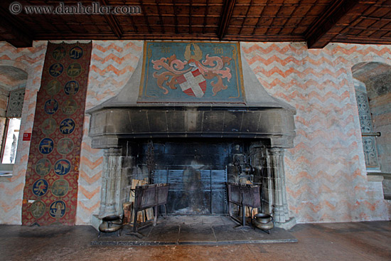 fireplace.jpg