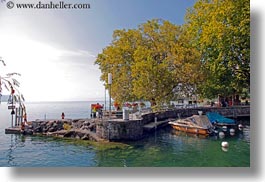images/Europe/Switzerland/Montreaux/Misc/small-boat-harbor-05.jpg