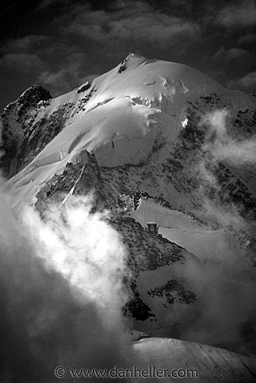 mt-blanc-bw.jpg