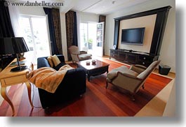 images/Europe/Switzerland/Wengen/MeyersHotel/hotel-suite-01.jpg