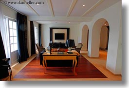 images/Europe/Switzerland/Wengen/MeyersHotel/hotel-suite-03.jpg