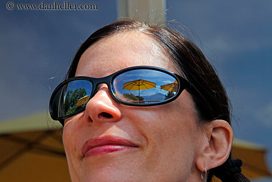 vicky-in-sunglasses-n-yellow-umbrella-01.jpg