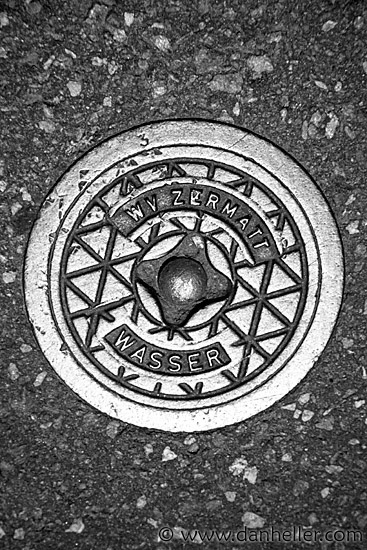 zermatt-manhole.jpg