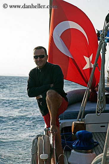 cevri_hasan_v-captain-2.jpg