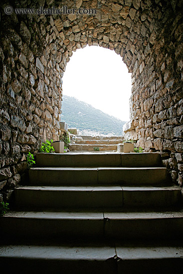 steps-n-arch.jpg