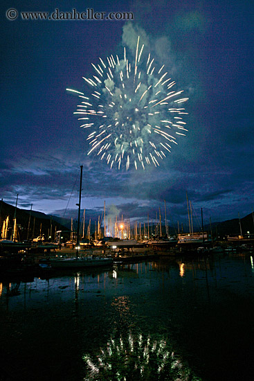 dusk-fireworks-harbor-4.jpg