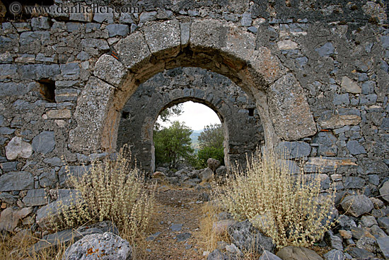 ancient-arch.jpg