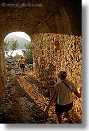 images/Europe/Turkey/Gemiler/walking-through-ruins.jpg