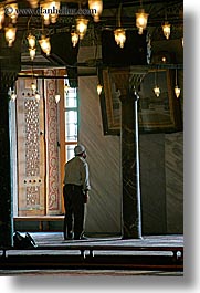 images/Europe/Turkey/Istanbul/BlueMosque/muslim-man-praying-5.jpg