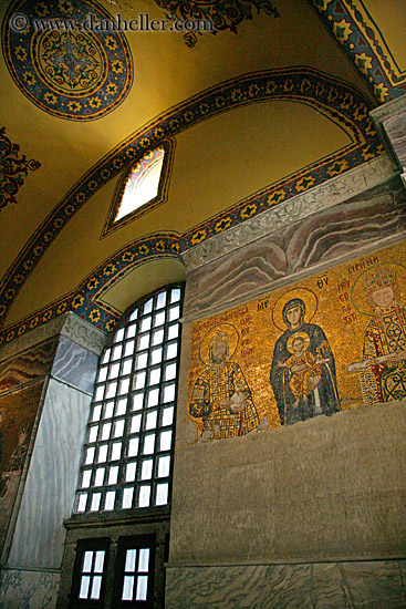jesus-fresco-gold-leaf-4.jpg