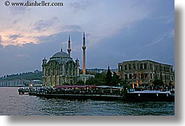 images/Europe/Turkey/Istanbul/Mosques/buyukmecidiye-mosque-5.jpg