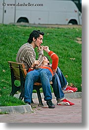 images/Europe/Turkey/Istanbul/People/couple-on-bench-4.jpg