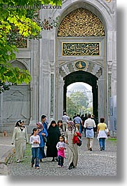 europe, families, istanbul, muslim, topkapi palace, turkeys, vertical, walking, photograph