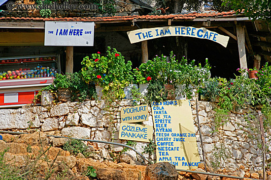 i_am_here-cafe.jpg
