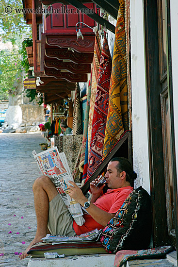 man-reading-newspaper-2.jpg