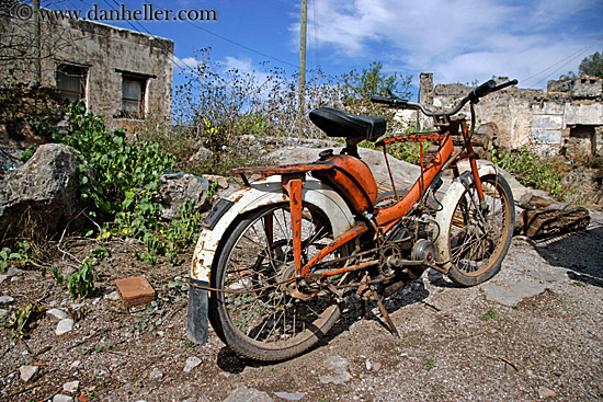 old-motorcycle.jpg