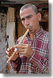 images/Europe/Turkey/Lydea/MutluFamily/man-playing-flute.jpg