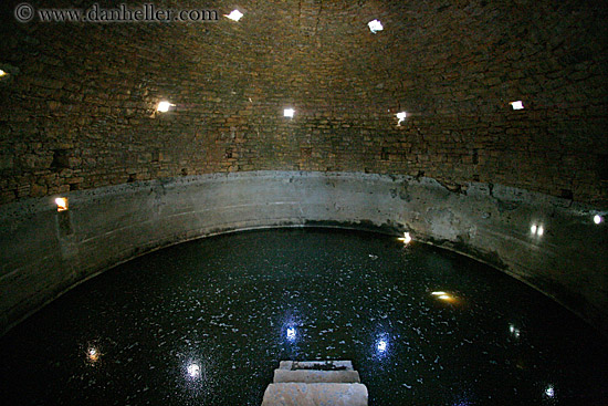 roman-cistern-3.jpg