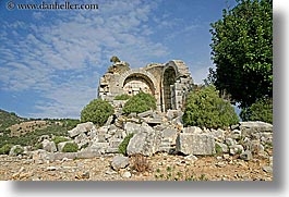images/Europe/Turkey/Lydea/roman-mausoleum.jpg