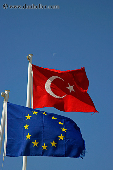 turkish-n-euro-flags-1.jpg