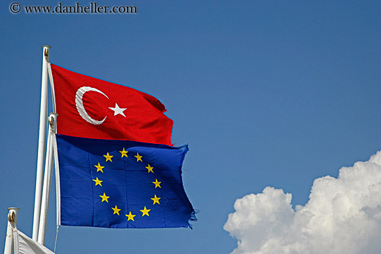 turkish-n-euro-flags-2.jpg