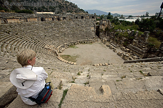 amphitheater-7.jpg
