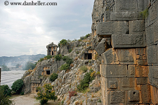 amphitheater-wall-2.jpg