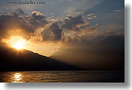 images/Europe/Turkey/OceanScenics/ocean-sunset-n-clouds-05.jpg