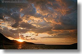 images/Europe/Turkey/OceanScenics/ocean-sunset-n-clouds-10.jpg