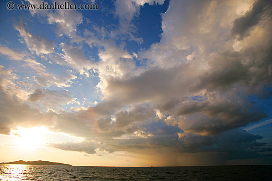 ocean-sunset-n-clouds-14.jpg
