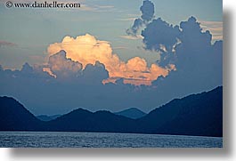 images/Europe/Turkey/OceanScenics/ocean-sunset-n-clouds-15.jpg