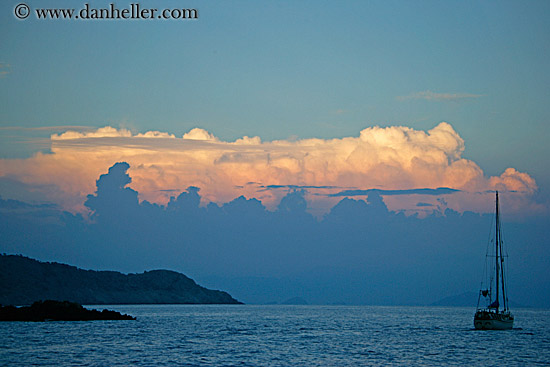 sunset-clouds-n-boat-1.jpg