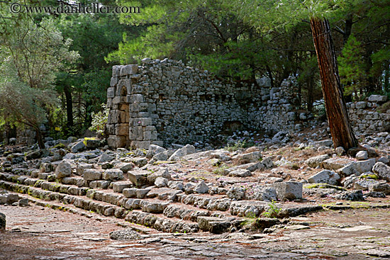 roman-ruins-3.jpg