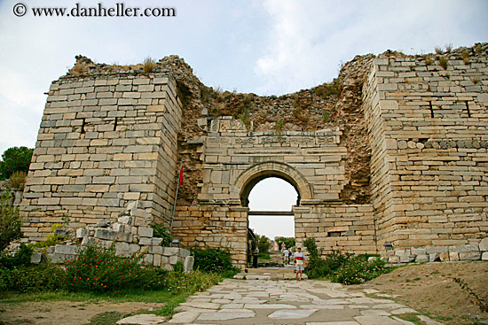 entry-gate-archway.jpg