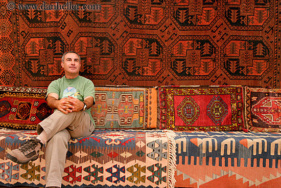 mahmut-n-rugs-1.jpg