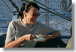 beryl, coffeecup, europe, horizontal, laugh, senior citizen, sunglasses, tourists, turkeys, womens, photograph