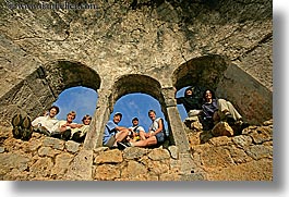 images/Europe/Turkey/WtGroup/Group/tour-group-n-arch-window-ruins-1.jpg