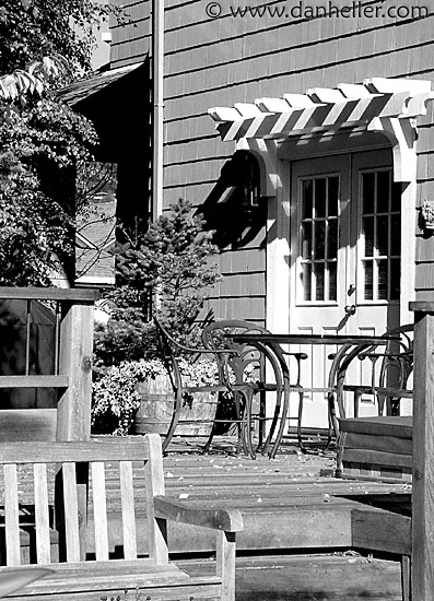 porch-bw.jpg