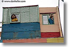 images/LatinAmerica/Argentina/BuenosAires/LaBoca/Art/balcony-mannequins-03.jpg