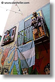 images/LatinAmerica/Argentina/BuenosAires/LaBoca/Art/balcony-mannequins-08.jpg