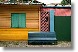 images/LatinAmerica/Argentina/BuenosAires/LaBoca/PaintedTown/painted-courtyard-3b.jpg