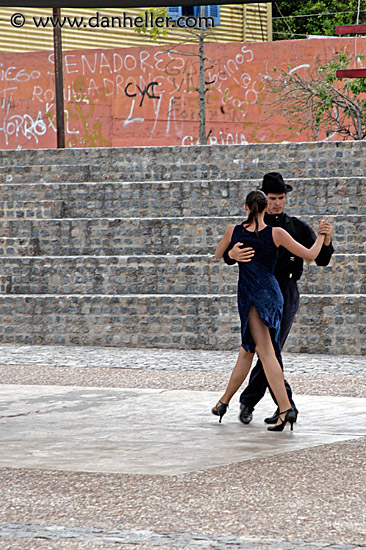 tango-dancers-1a.jpg