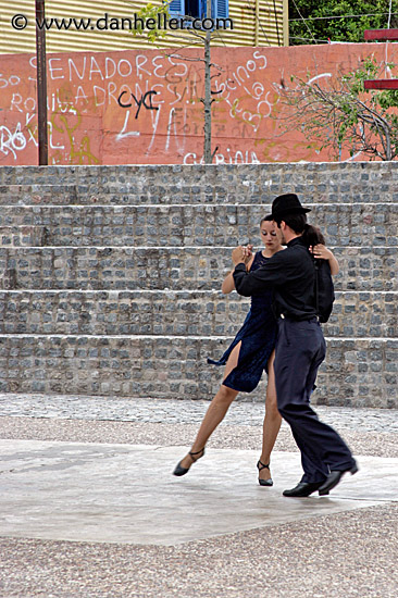 tango-dancers-1b.jpg
